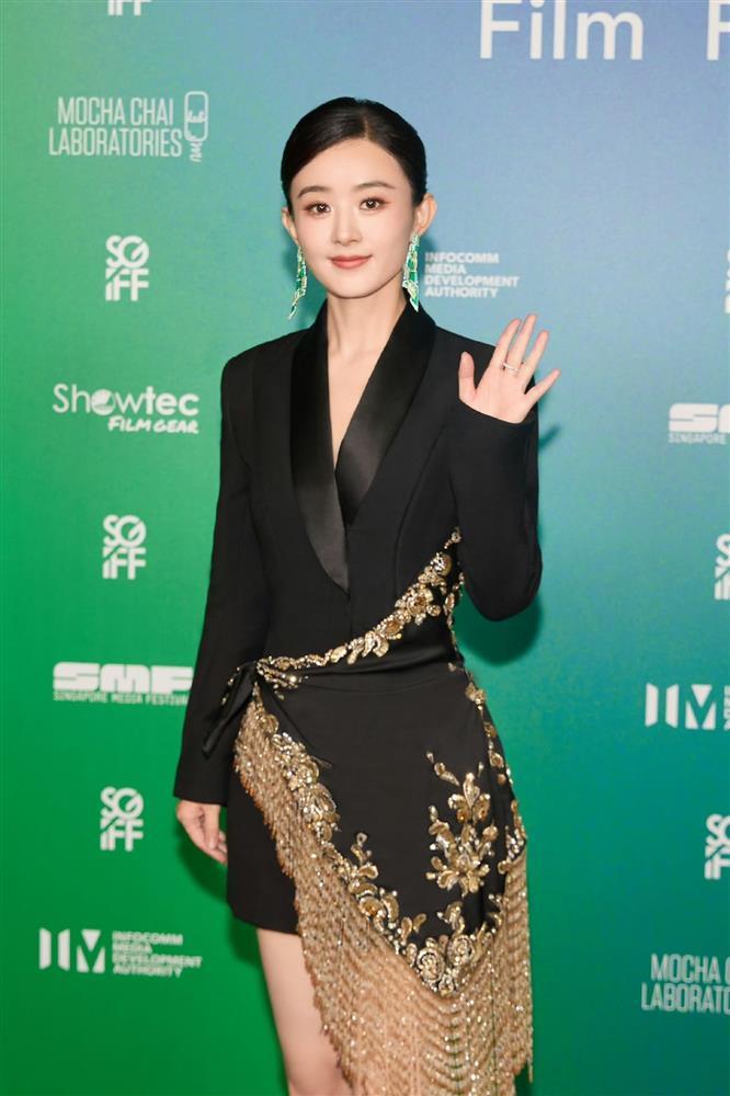 Gây tranh cãi với tạo hình sự kiện, Triệu Lệ Dĩnh liền đáp trả mạnh mẽ với người hâm mộ-4