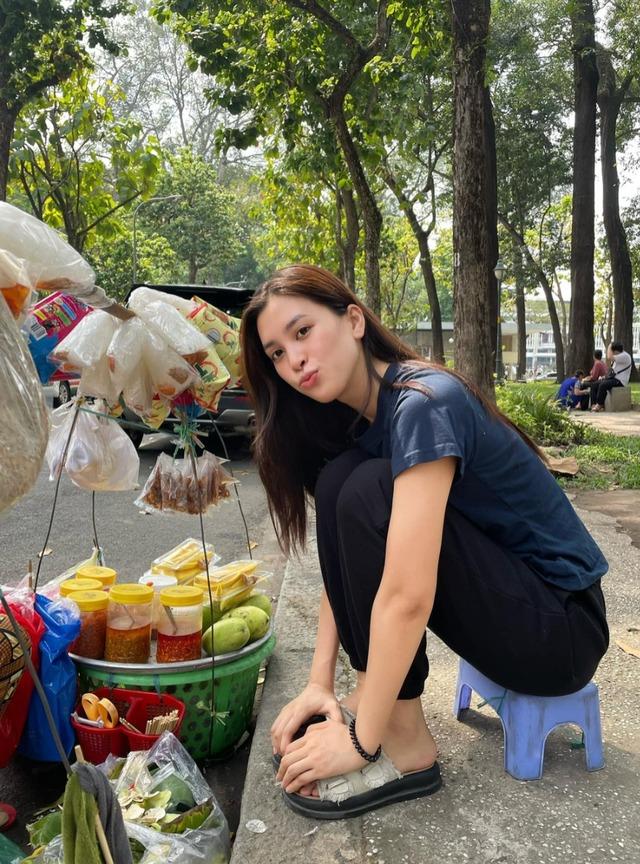 Mặt mộc gây ngỡ ngàng của Hoa hậu Tiểu Vy-4