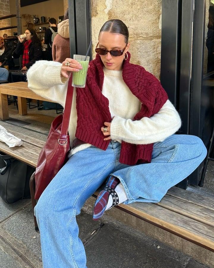 Cách kết hợp áo len dệt kim phù hợp nhất với phụ nữ ở độ tuổi 50-1