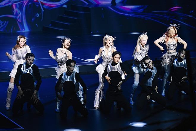 Thiều Bảo Trâm nhập viện cấp cứu, Thu Phương nhào lộn táo bạo ở Chị đẹp-7