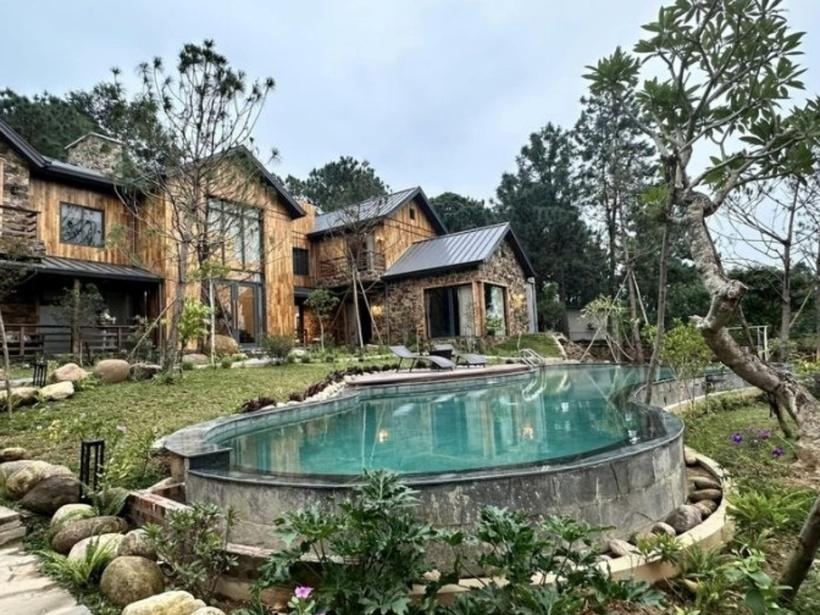 Cơ ngơi triệu đô của sao Việt: Cận cảnh nhà cổ tích trên đồi thông của ca sĩ Trọng Tấn-2