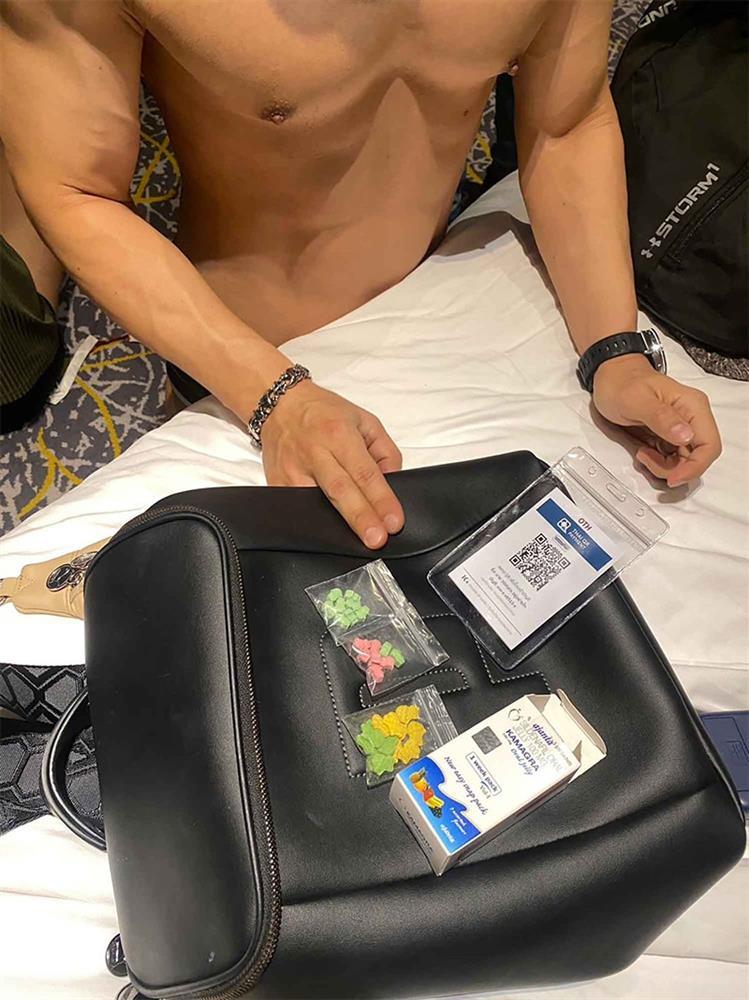 Bắt giữ diễn viên, bác sĩ, giáo sư thác loạn trong khách sạn cao cấp-2