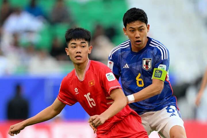 Đội hình tuyển Việt Nam đấu Lào: Quang Hải dự bị, HLV Kim Sang-sik tin Hoàng Đức-2