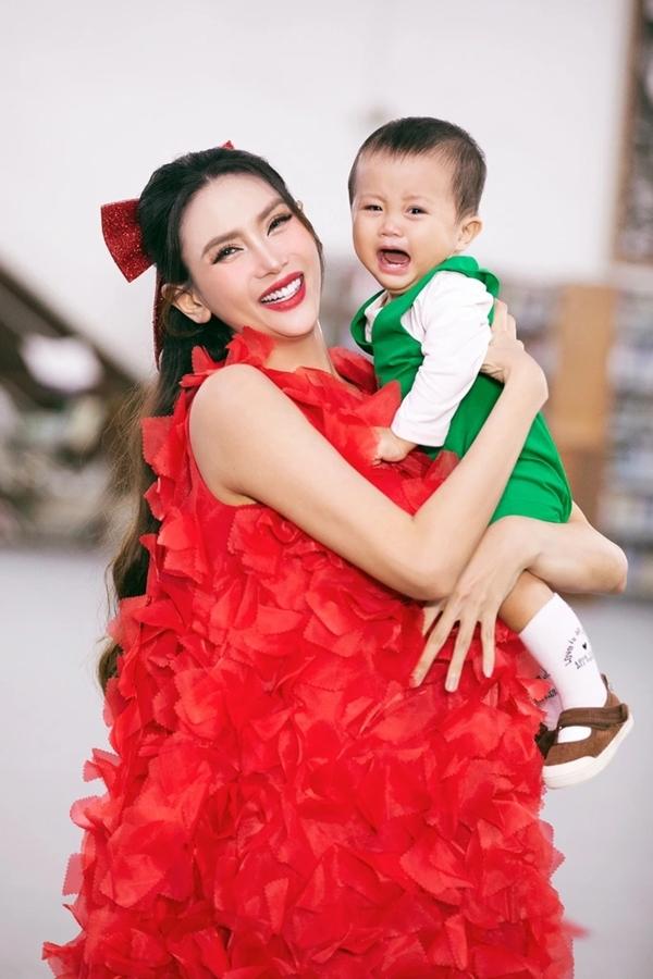 Vóc dáng Võ Hoàng Yến sau sinh con đầu lòng-1