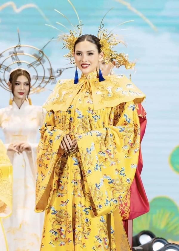 Vóc dáng Võ Hoàng Yến sau sinh con đầu lòng-6