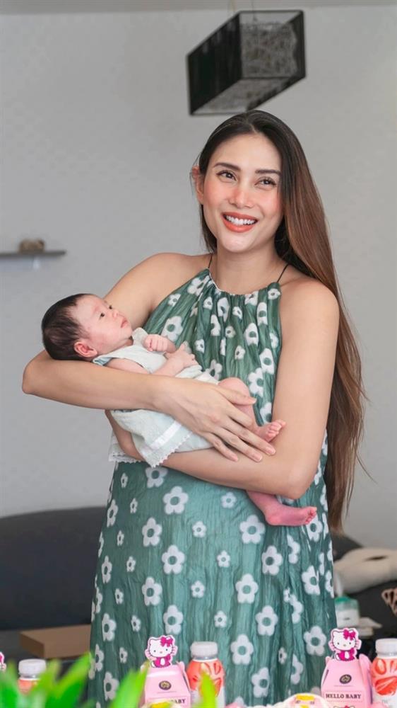 Vóc dáng Võ Hoàng Yến sau sinh con đầu lòng-7