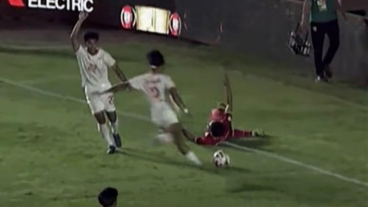 Cầu thủ Myanmar hành động phản cảm, nhận bão chỉ trích từ Indonesia-1