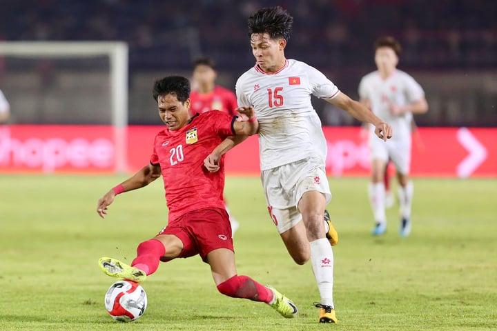 HLV Lào: Tuyển Việt Nam có thể mạnh như Hàn Quốc, Nhật Bản-1