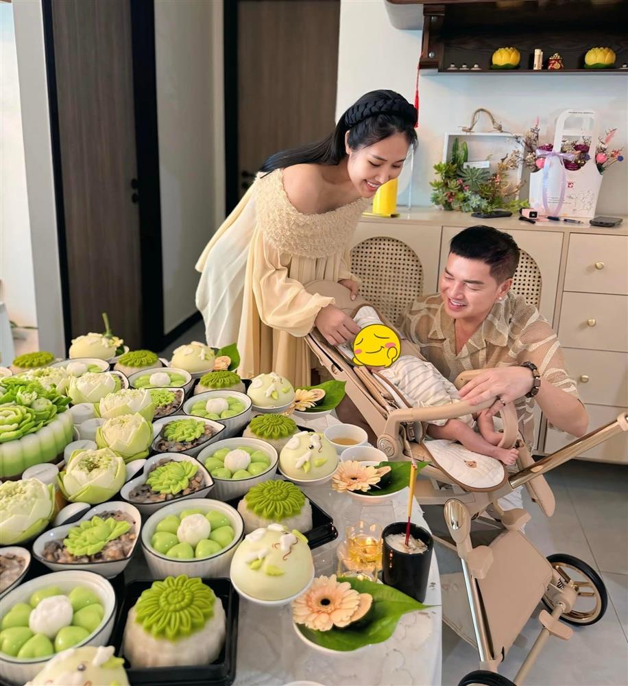 Quang Minh làm cha ở tuổi 65: Cuồng con trai, chia sẻ điều này khi bạn gái kém 37 tuổi sinh quý tử-6