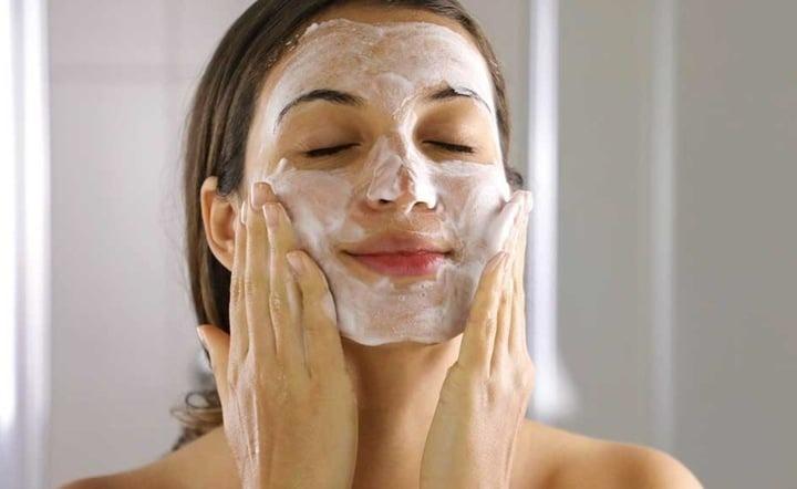 Chăm sóc da mặt cho người làm ca đêm-2