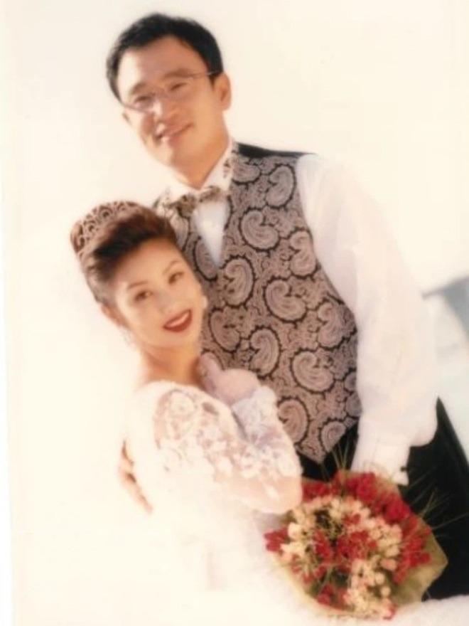 Vén màn sự thật sau cuộc hôn nhân của Mẹ Kim Tan và chồng đại gia nức tiếng-2