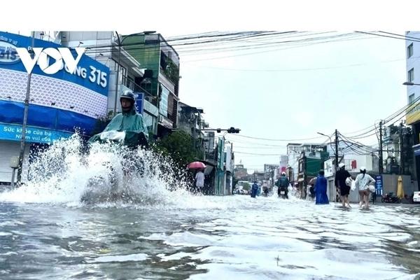 Trung Bộ chủ động ứng phó với mưa lớn-1