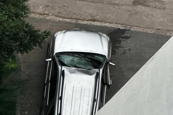 Rơi từ tầng 22 chung cư xuống trúng ô tô, một người ở Thái Nguyên tử vong-1