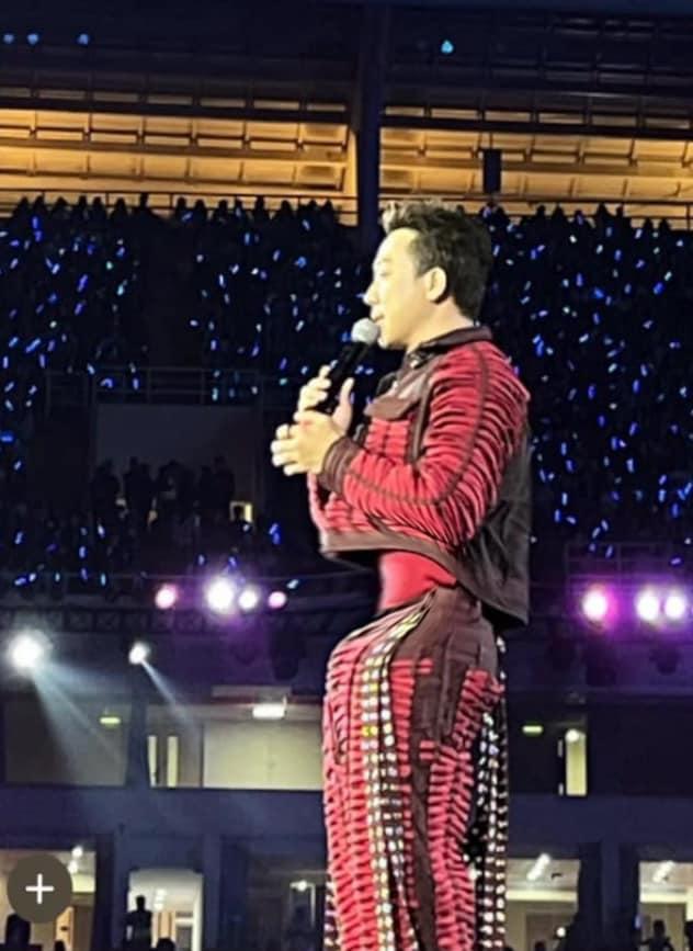 Bị Hari Won và dàn sao Vbiz ghẹo, Trấn Thành: Sao không ai nói mấy người bình luận bụng mỡ của tôi là kém duyên?-7