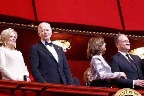 Tổng thống Biden lập kỷ lục về ngày ân xá lớn nhất lịch sử Mỹ-2