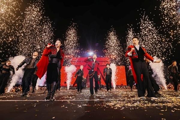 63 anh trai bành trướng ở showbiz Việt-12