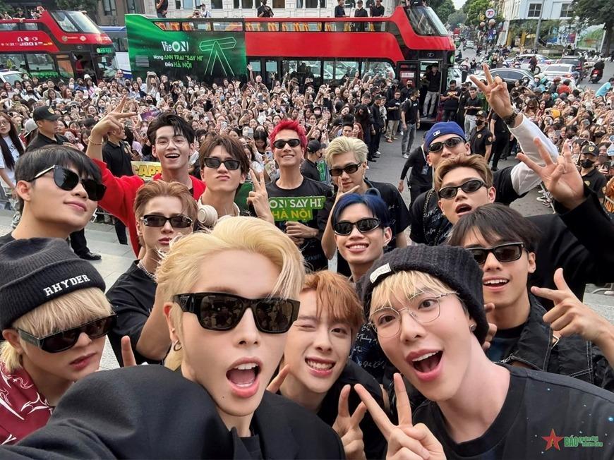 Tình trạng bất ổn của dàn Anh Trai Say Hi-15