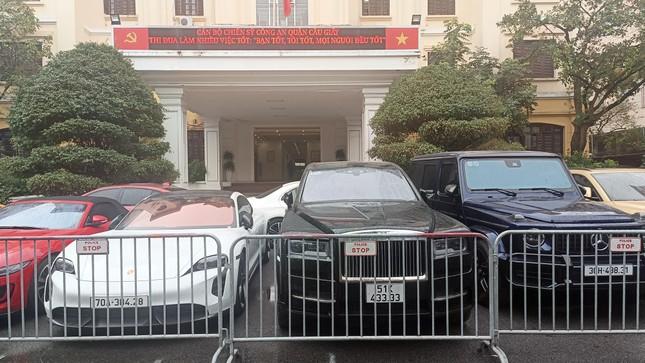 Cận cảnh dàn siêu xe bị tạm giữ trong vụ Phó Đức Nam - Mr Pips-3