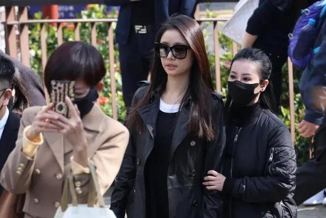 Những cái chết ám ảnh showbiz 2024: Người lặng lẽ qua đời không ai hay, người chọn tự tử cho cái kết cuộc đời-11