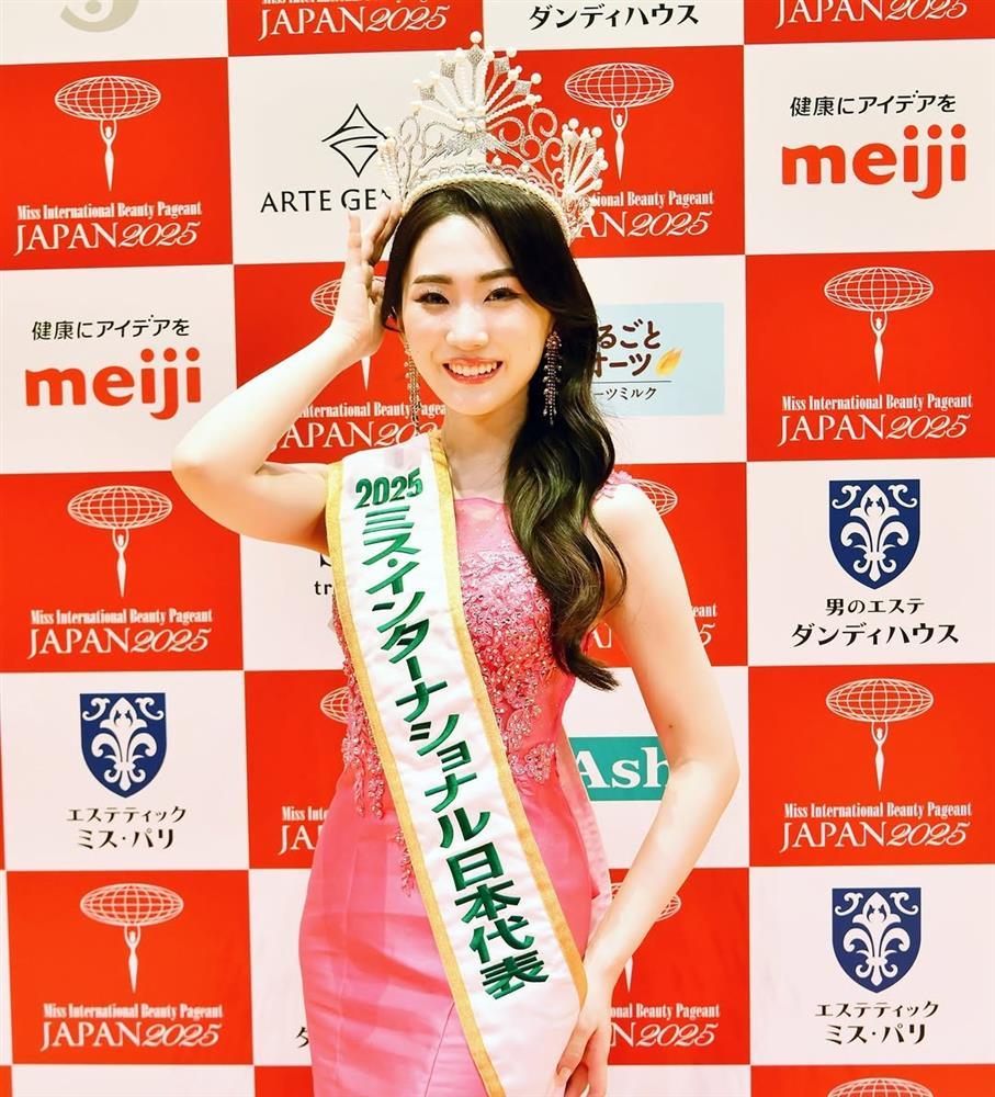 Nhan sắc tân Hoa hậu Quốc tế Nhật Bản không được đánh giá cao-1
