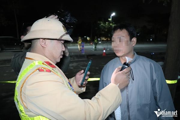 Cảnh sát 141 Hà Nội đón lõng các ngả đường, quái xế bỏ chạy bất thành-8