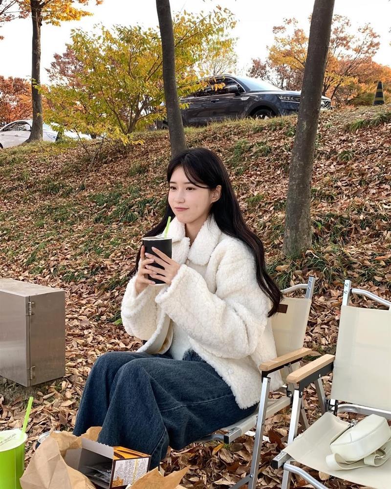 Áo khoác teddy vừa ấm vừa xinh, giúp hack tuổi tài tình-6