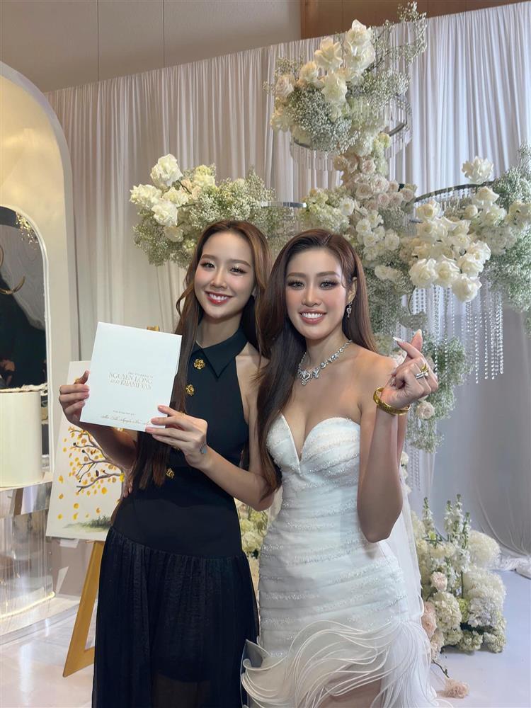 Dàn hoa hậu, diễn viên nổi tiếng dự đám cưới Khánh Vân và chồng hơn 17 tuổi-10