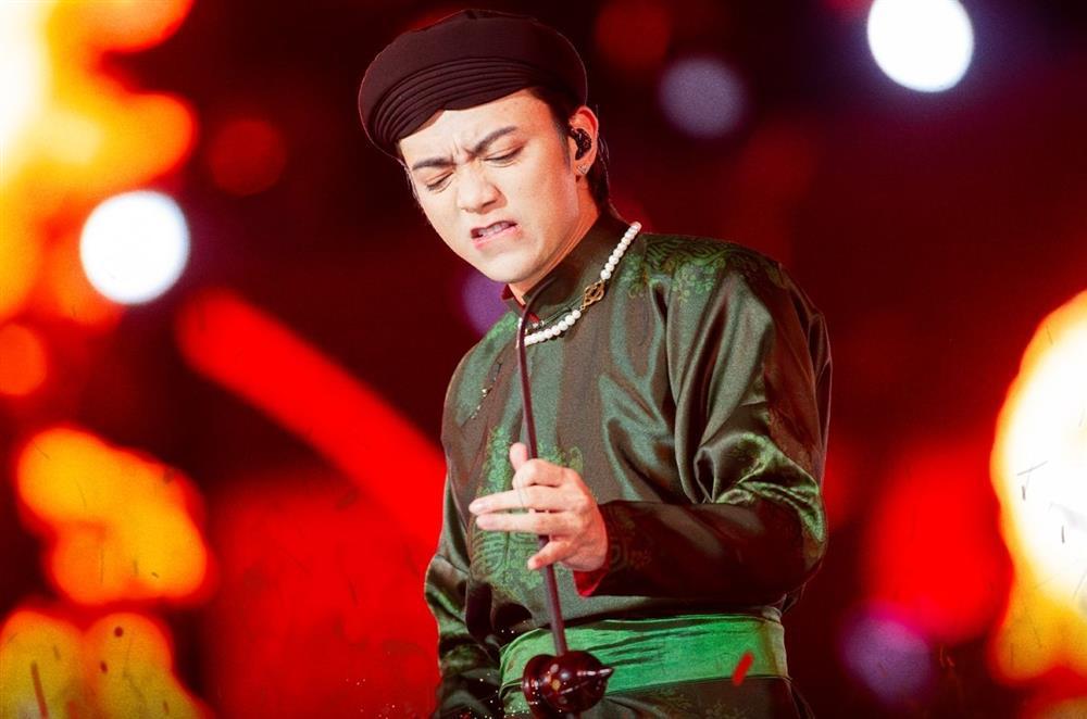 63 anh trai bành trướng ở showbiz Việt-1