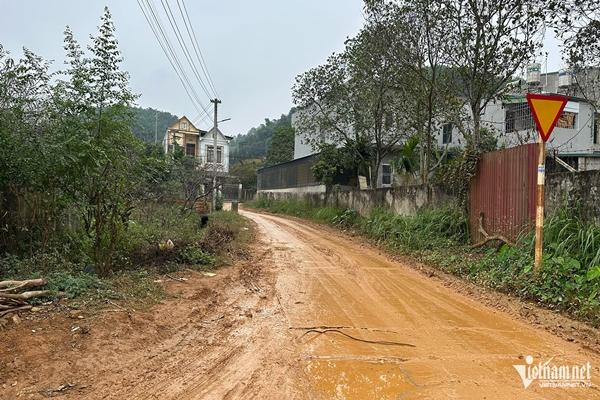 Thành phố Yên Bái phủ kín bụi bặm-4