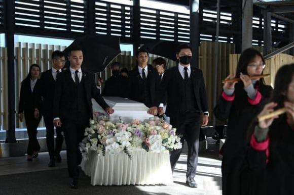 Những cái chết ám ảnh showbiz 2024: Người lặng lẽ qua đời không ai hay, người chọn tự tử cho cái kết cuộc đời-7