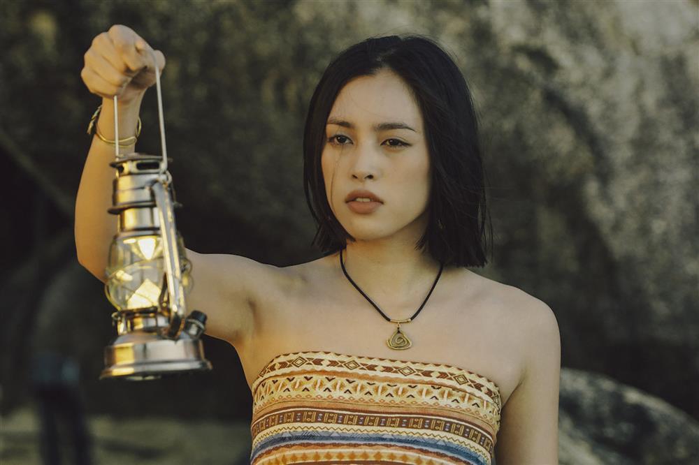 Tiểu Vy bị dìm nhan sắc vì đổi kiểu tóc, netizen còn bắt lỗi nói sai sự thật về phim Trấn Thành-5