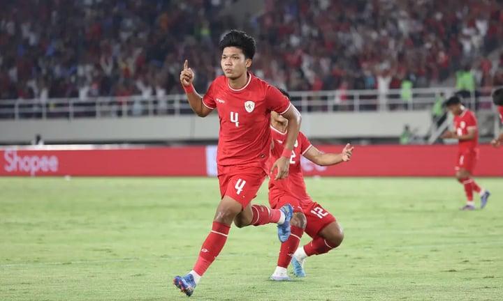 Indonesia không thắng được tuyển Lào, HLV Shin Tae-yong cầu cứu sao nhập tịch-1