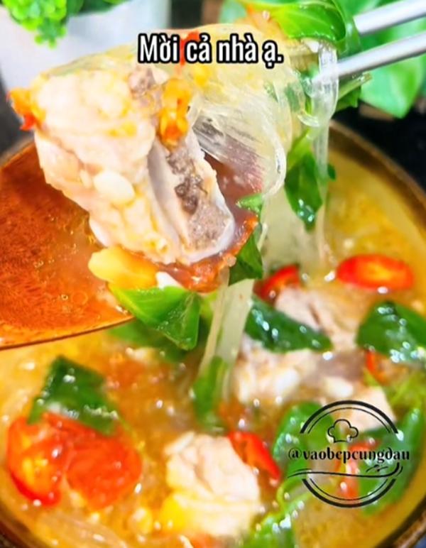 Món miến sườn húng quế đang gây bão trong giới trẻ có gì đặc biệt?-1