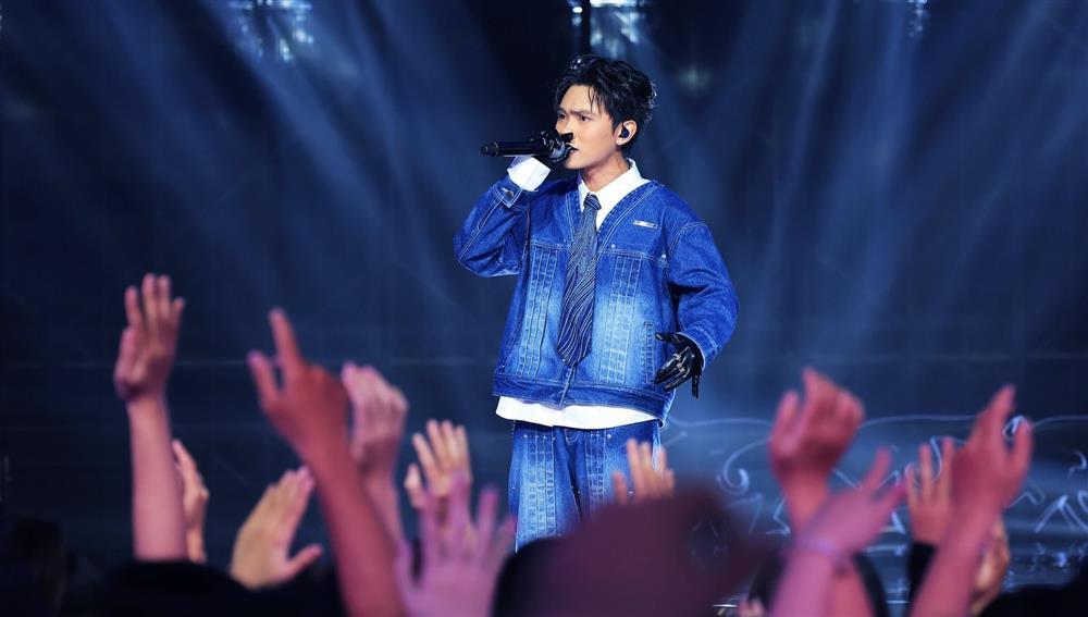 Kịch bản điên rồ cho Rap Việt-1