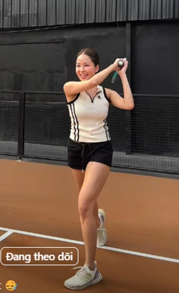 Tập pickleball, hot girl Trâm Anh bất ngờ nhắc đến người yêu cũ-1