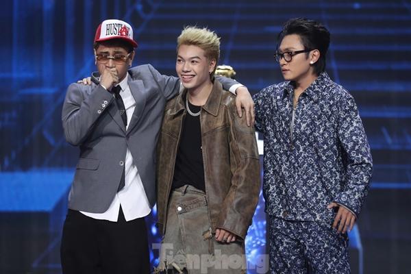 Karik buồn rũ rượi sau thất bại ở Rap Việt-5