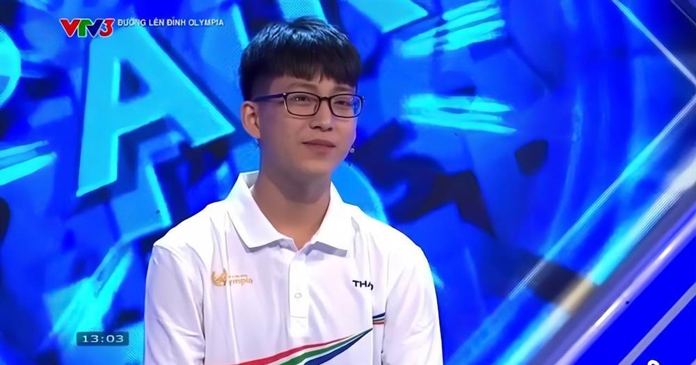 Xem Olympia va phải trai đẹp nhà họ Hứa hệ thư sinh: 10 điểm kiến thức, 10 điểm đường hình-1