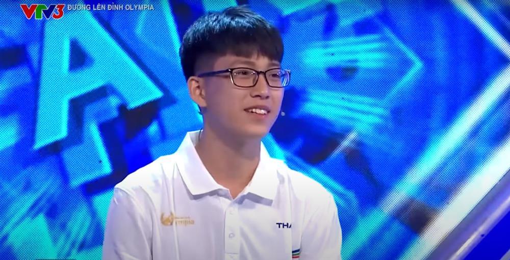 Xem Olympia va phải trai đẹp nhà họ Hứa hệ thư sinh: 10 điểm kiến thức, 10 điểm đường hình-3
