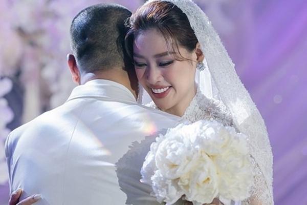 Không phải sao nữ đầu tiên nhảy sexy trong đám cưới nhưng vì sao Hoa hậu Khánh Vân bị mắng?-4