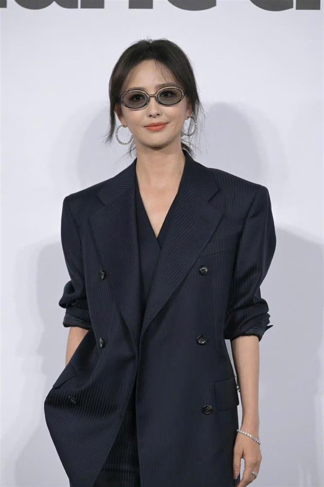 Lưu Diệc Phi chơi trội, Dương Mịch - Lưu Thi Thi không nhường nhau-7