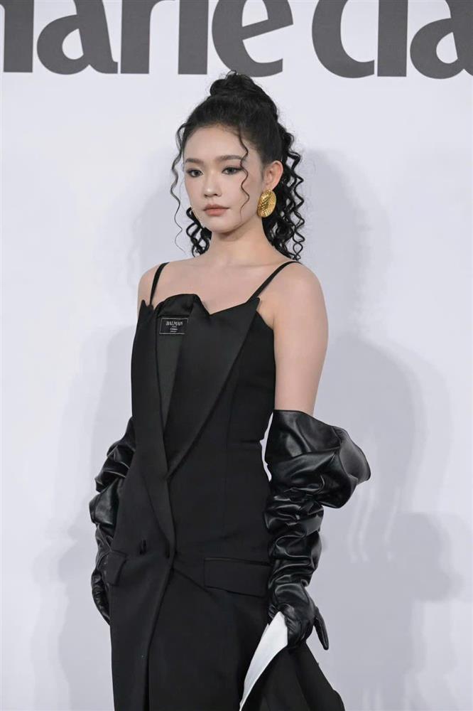 Lưu Diệc Phi chơi trội, Dương Mịch - Lưu Thi Thi không nhường nhau-8