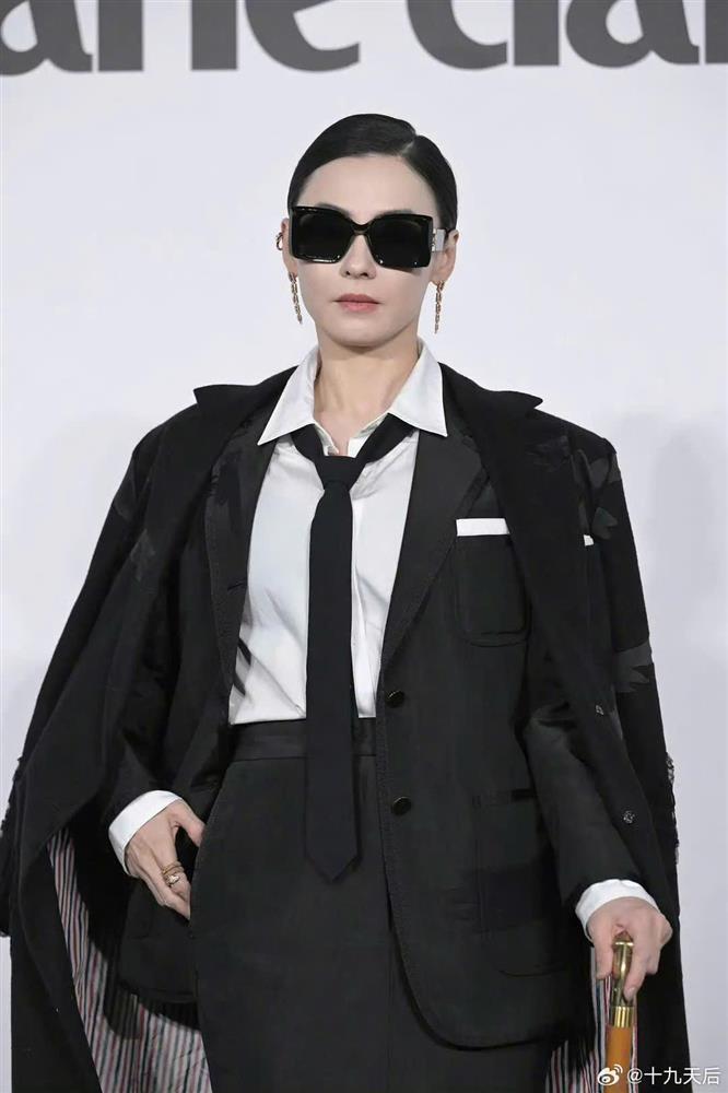 Lưu Diệc Phi chơi trội, Dương Mịch - Lưu Thi Thi không nhường nhau-9