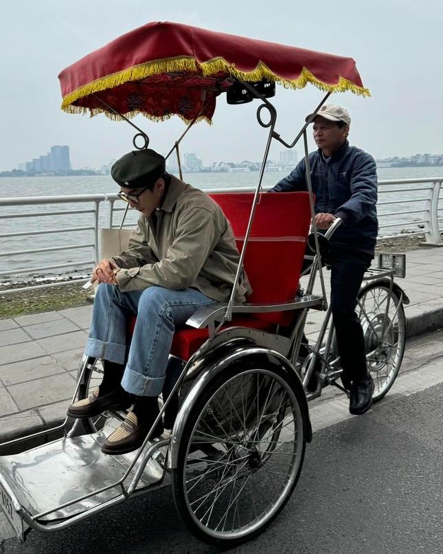 Tài xế xích lô chở Sơn Tùng M-TP không biết anh là ca sĩ nổi tiếng-3