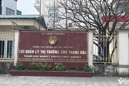 Thu hồi thẻ kiểm tra thị trường của Cục trưởng Cục Quản lý thị trường Thanh Hóa