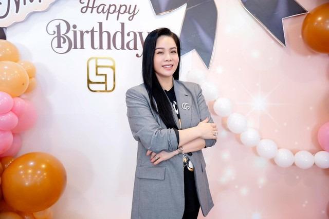 Trước khi sinh em bé thứ 2, ca sĩ Nhật Kim Anh sở hữu tài sản khủng thế nào?-10