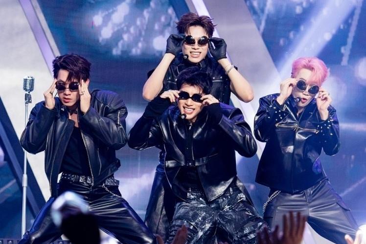 5 ca sĩ trẻ đông fan nhất 2024: HIEUTHUHAI hay Phương Mỹ Chi?-6