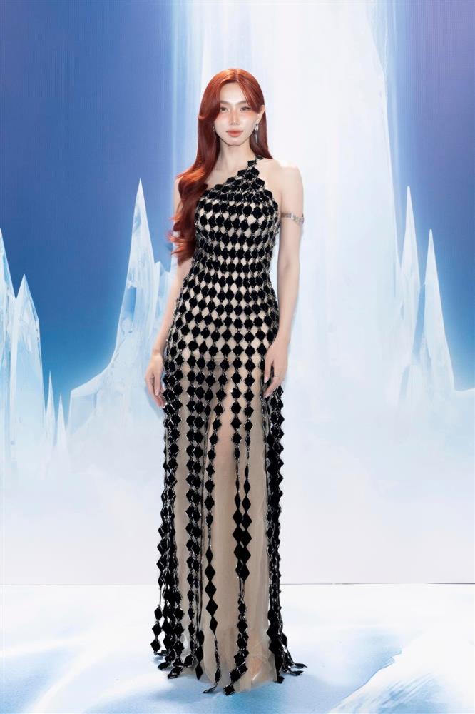 Vũ trụ mỹ nhân: Thùy Tiên lạ lẫm, Thanh Thủy - Ý Nhi đọ visual căng nhưng spotlight thuộc về Midu!-1