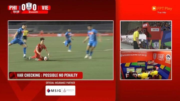 HLV Kim Sang-sik tiếc phạt đền, trọng tài FIFA nói khó phạt cầu thủ Philippines-1