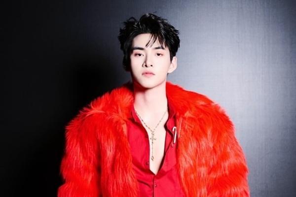 Hùng Huỳnh được vinh danh Mỹ nam của năm gây tranh cãi-2