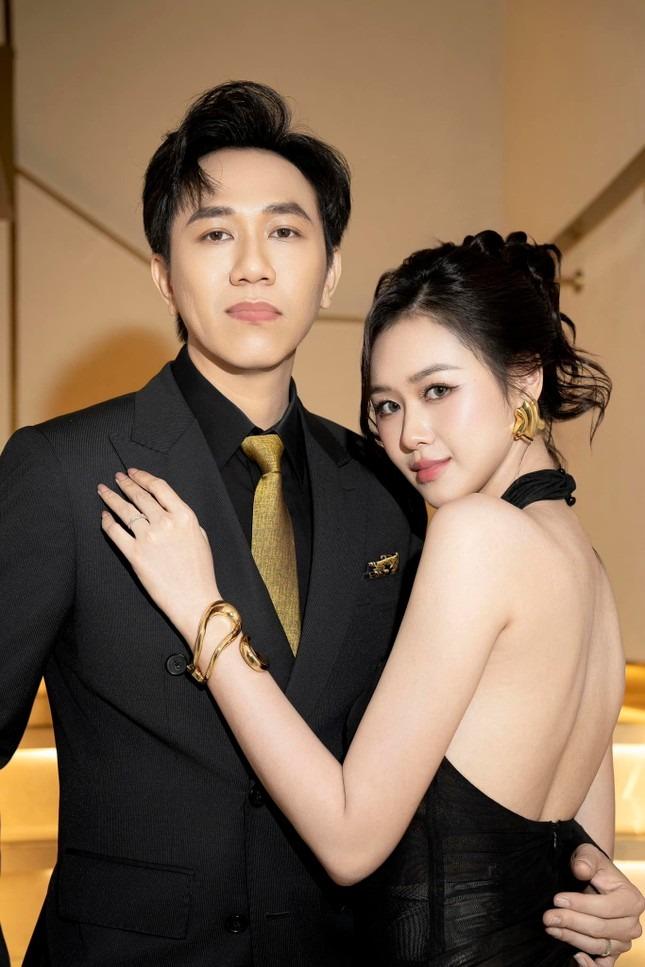 Vợ diễn viên Anh Đức bị chỉ trích-1